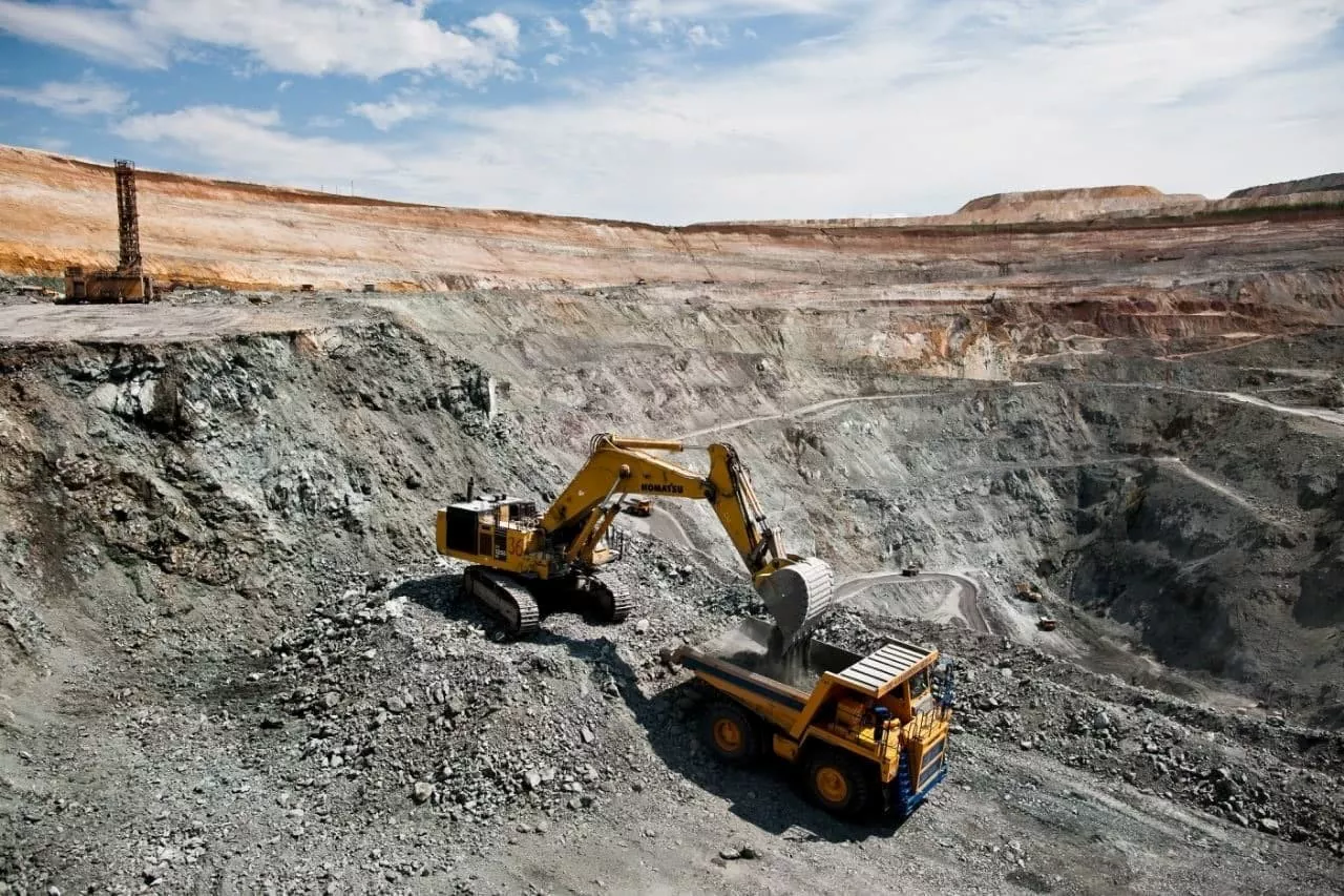 NRV worm reducer on mining conveyor belt drive